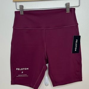 Peloton 7” Move Mission Bike Short Maroon Size Medium